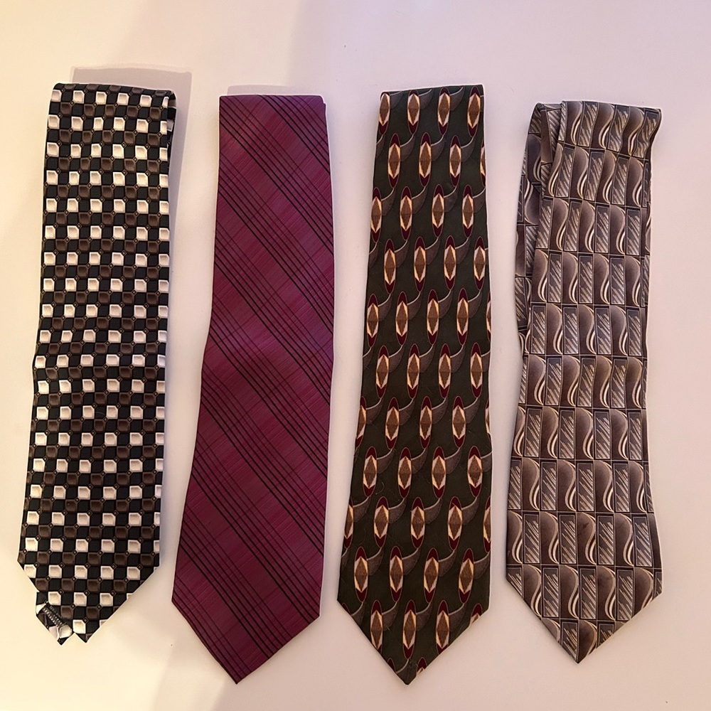 Bundle Of 4 Ties - image 1